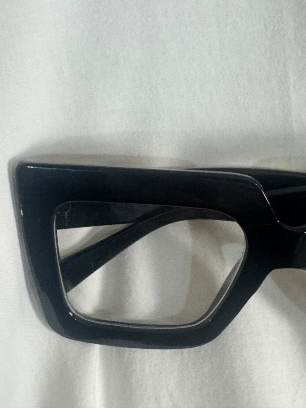 Bold Black Oversized Square Women’s Glasses - Unbranded - Picture 3 of 5